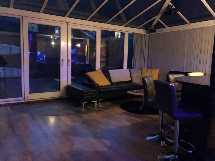 The Beach House South - Blackpool - Entire Holiday Home Buitenkant foto